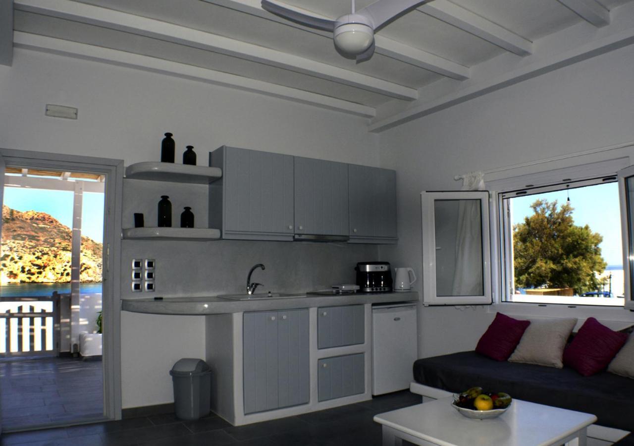 Seashell Mandrakia Sea View Villa Exterior photo